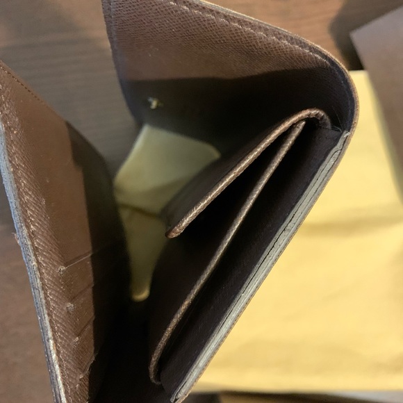Louis Vuitton Porte-Trésor International Wallet in excellent condition - Picture 10 of 12